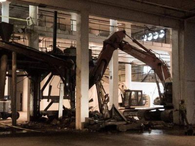 工厂拆除